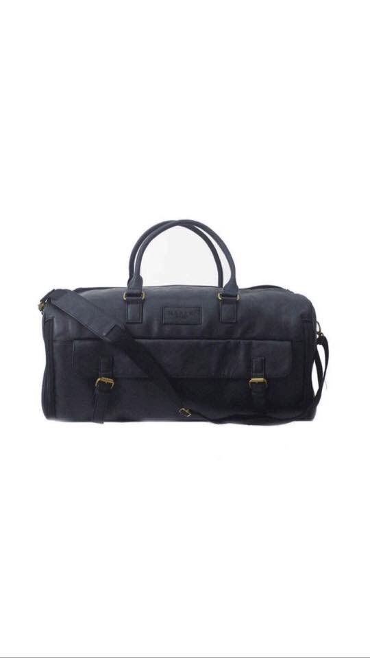 MerakiBags's tweet photo. What better way to end your day with dapper day? Well, our 2 in 1 duffle bag is perfect for your summer outings and get aways! You can get yours in black, brown and tan!

Features: 
-Transformable bag
-2 in 1 multifunctional bag
-light weight
-spacious
-easy to and comfortable https://t.co/KQLe5c62Ip