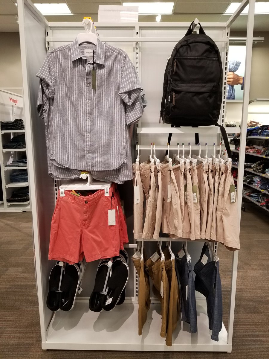 nikko4jess's tweet photo. #Standards edging mens shorts @courtthebold @beth_hinkleTGT @SWorthy https://t.co/MHL7iTnv2s