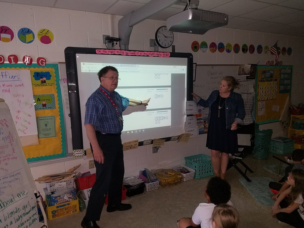 TechTeachVB's tweet photo. Working in teams to solve money math challenges using @quizizz Taking time to see what the results tell us. Whole group to small group to gradual release #FunFormative @Thalia_Ele @crystal_wilky #vbamazing #vbits https://t.co/4XD0TbrXAk