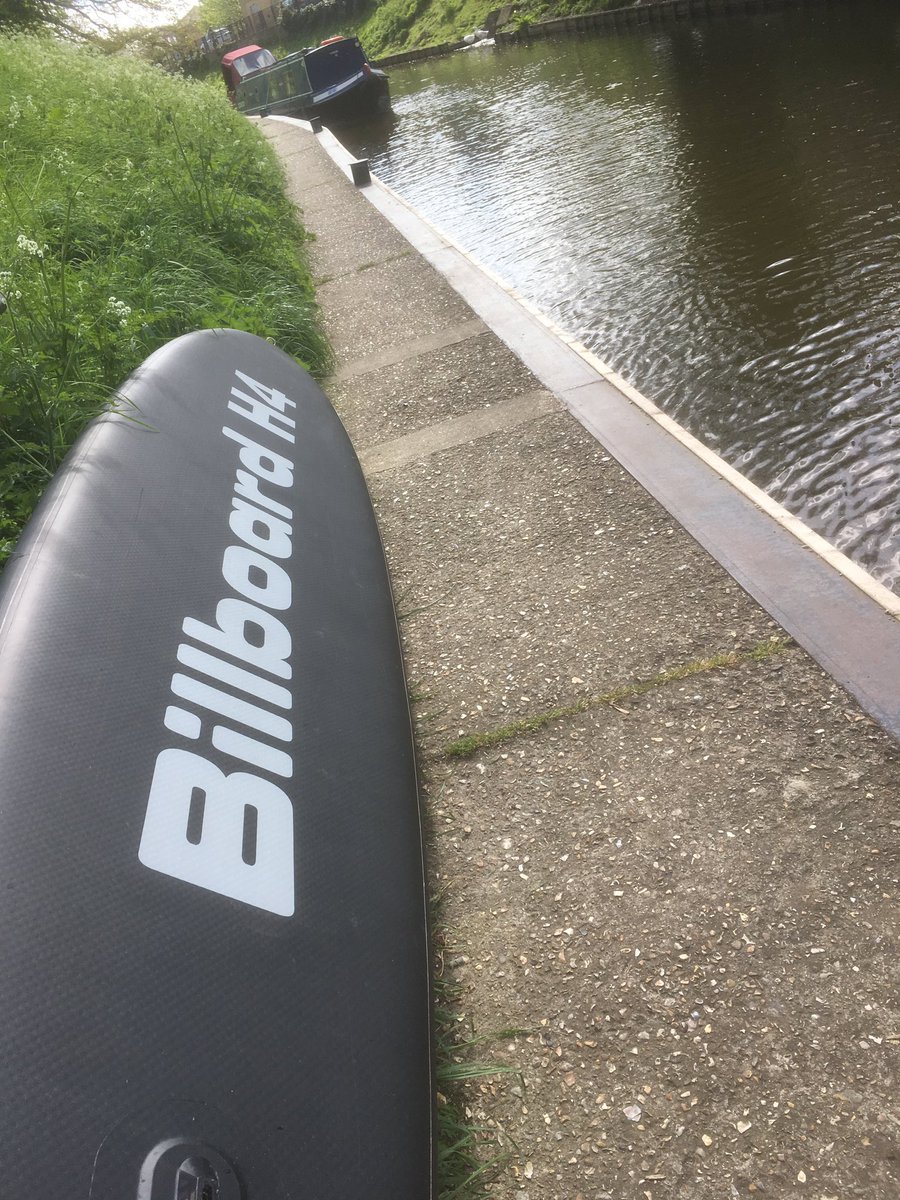 ExplorerJust's tweet photo. This is just THE COOLEST way to get to a meeting! The @Billboardsup is so stable that I even took my laptop 😎 #workplace #activelife #SUP https://t.co/cgsP5XVdU1