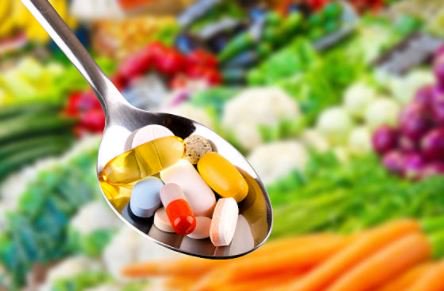 EvvivaNei's tweet photo. Veel mensen gebruiken multivitamines als ondersteuning voor een betere weerstand en meer energie. Een multivitamine is een aanvulling op een gevarieerd voedingspatroon en combineert alle belangrijke vitamines en mineralen in één product. Uit: @vitakruid  #schoonhoven #coaching https://t.co/niUabKJdVm