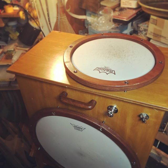 HakoDrums's tweet photo. 販売当初に買ってくれた岡田真帆ち��んのハコドラム修理に取り掛かります。
今とバージョンが違うので、大幅にリノベーション予定。 https://t.co/Lxgm32nR2y https://t.co/fuKVa2bBSr