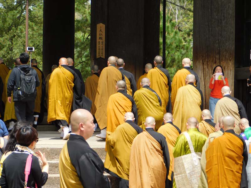【全日本仏教青年会】東大寺仏法興隆花まつり千僧法要 (2ページ目) - Togetter [トゥギャッター]