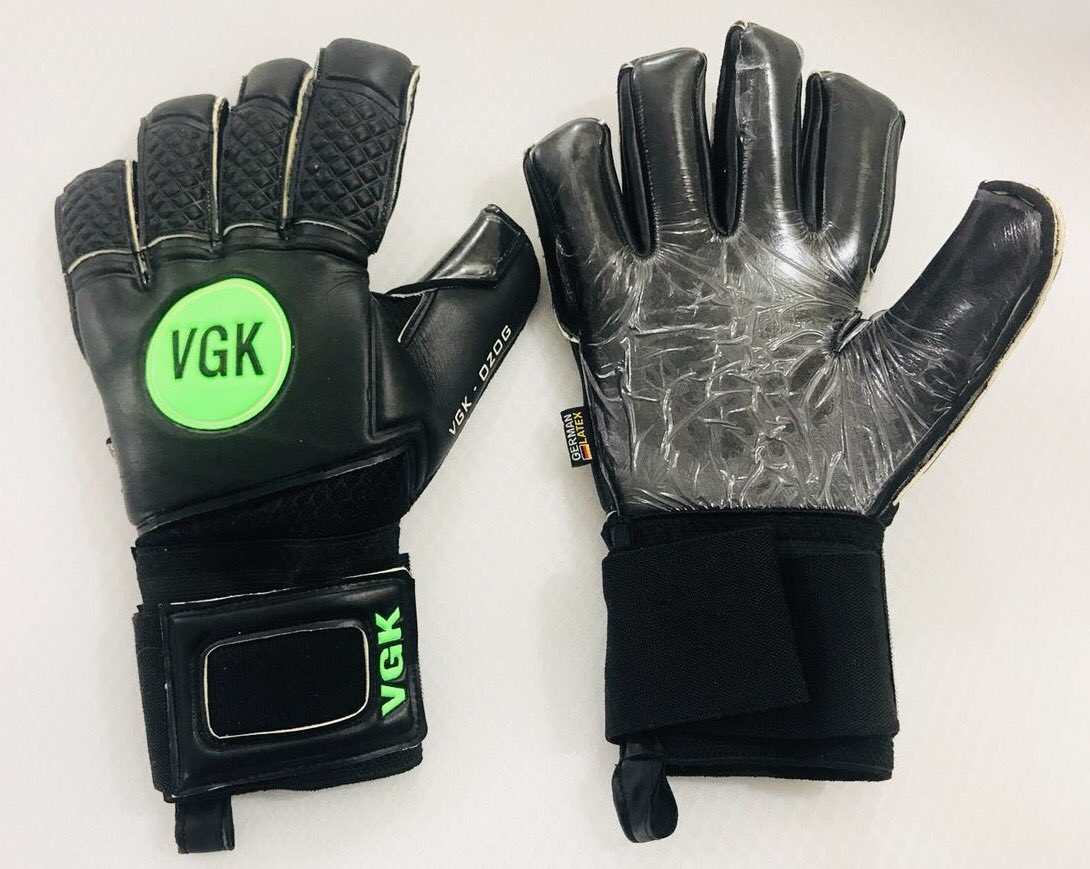 VgkGloves's tweet photo. https://t.co/fPVf4vhczF