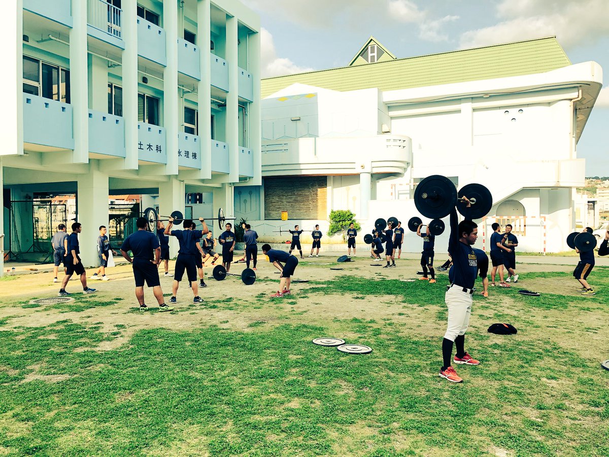 CrossFit_BAGUS's tweet photo. 沖縄工業野球部クロスフィット！
継続は力なり！ https://t.co/234eqAAum1