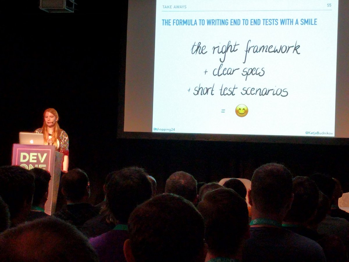 GeraldHaydtner's tweet image. .@KatjaBudnikov about end to end tests with a 😃 at #DevOneConf