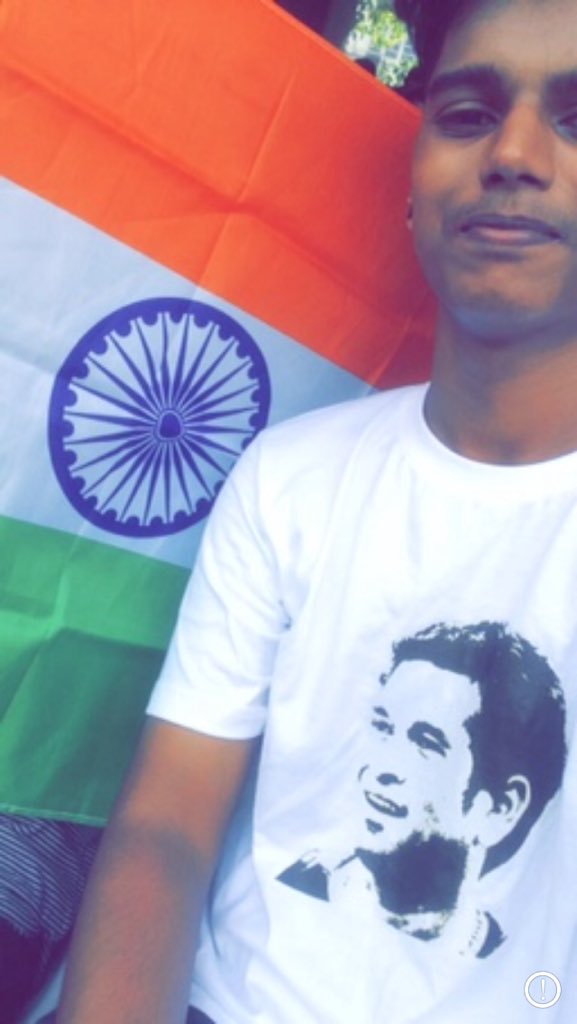 SaurabhStl3's tweet photo. @Livpurewater @sachin_rt Ans) IPL 2010 

God of cricket ❤️

#LivpureWithSachin https://t.co/i0s7f1Tg8f