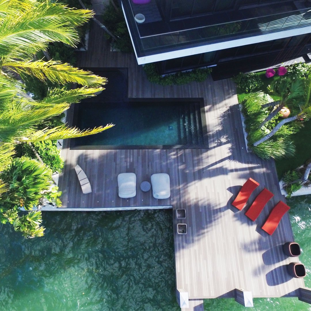 From a natural look to something more bold, Esthec Terrace has got you covered. You can even create your own custom shade to match your favorite color, surroundings or lounge chairs.