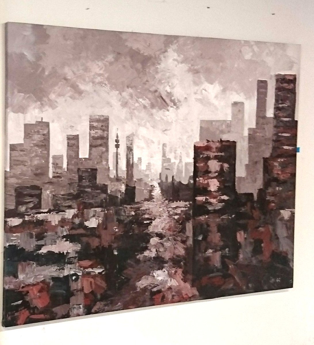 laejhb1's tweet photo. This stunning work by Oni Mkoki #OniMkoki at the LAE #Gallery His mystical #JHB #cityscapes give a feeling of #nostalgia illuminated by a livid sunset or sunrise light. Contact 082 5733 488 / info@laejhb.co.za #LAEHQ #LivingArtistsEmporium #LAE #1Fox @1foxprecinct https://t.co/MiGcLV7kCr