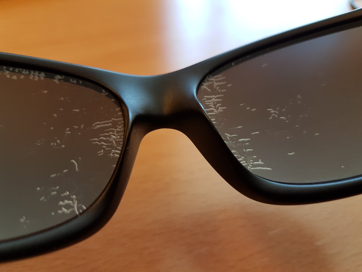 Choperal's tweet photo. @Arnette Increible mis gafas Arnette e igualmente increible es ver como se me han degradado los tintes de mis gafas polarizadas. Lo dicho, buena experiencia pero un muy mal final para un modelo que practicamente está nuevo, excepto las lentes. Cambiaré. https://t.co/1jkJfv1L8i