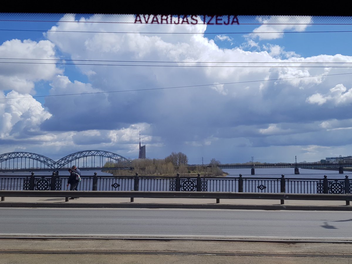 KeepCalmPrayCas's tweet photo. Пришла в тви, чтобы сказать, что в Риге клево. https://t.co/PSKQjbwQIf