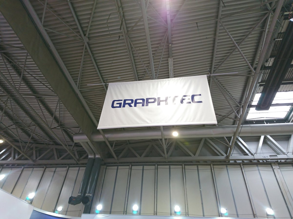 GraphtecGB's tweet photo. Not long left now at @Signanddigital, if you haven't already visited us on stand A50 make sure you pop along before 4pm today.
Where are we? 👀 Up and follow the flag 🚩
#SDUK2018 #SDUK #plottingthefuture https://t.co/luuJ3uBVN0