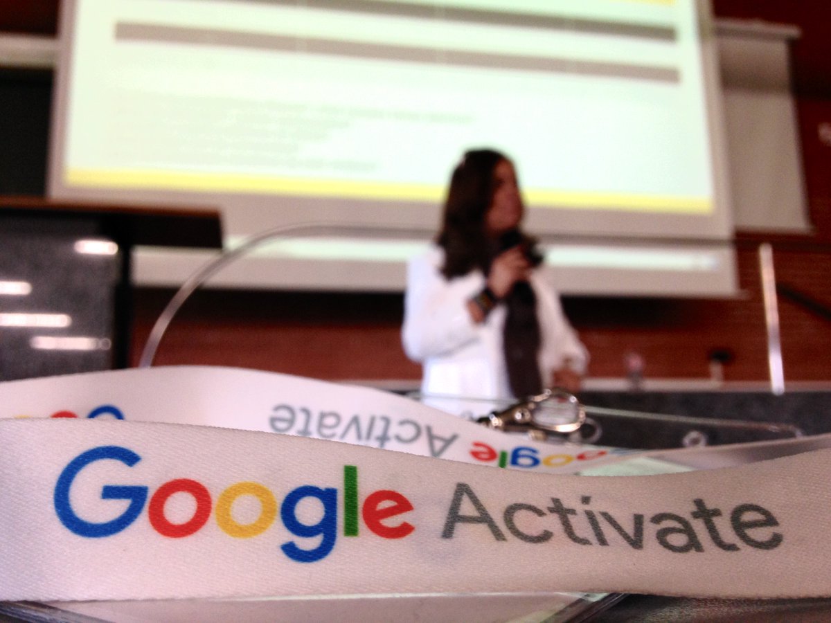 teremoreno_'s tweet photo. Cuarta jornada del curso #activatevalencia, aprendiendo de la experiencia de @fatimamartinez, gracias a #google por ¡iniciativas de buena calidad y gratuitas! https://t.co/QXkeNf9cOk