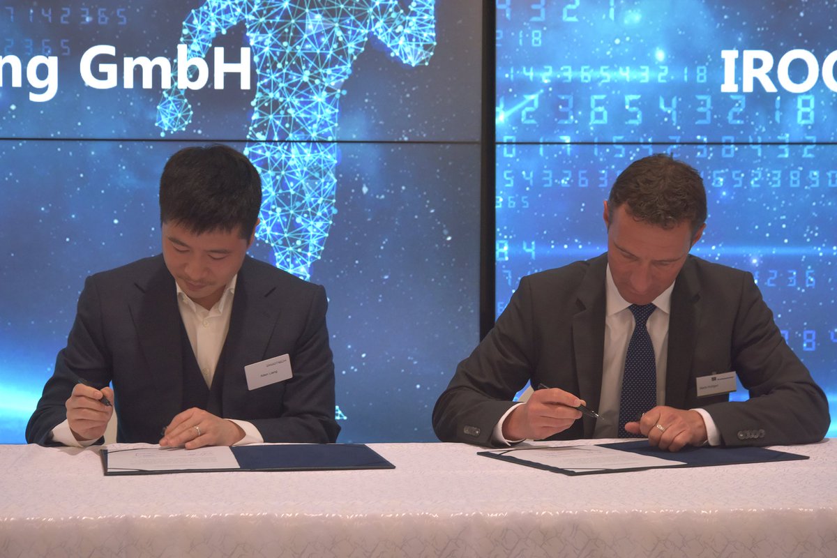 IROOTECH_GLOBAL's tweet photo. IROOTECH signs cooperation agreements for the entry of the IIoT platform ROOTCLOUD in Europe.

https://t.co/Nn1tjehdJ4 https://t.co/MMj1SMuC4r
