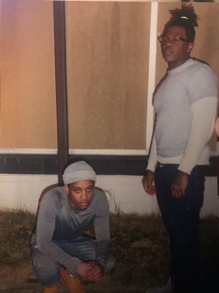 93gas_'s tweet photo. Free the real 💯 #freetay free @CRUDDY_JROCK told brah look out for brah y’all bruddas💪🏾 https://t.co/vIJEbM5z7k
