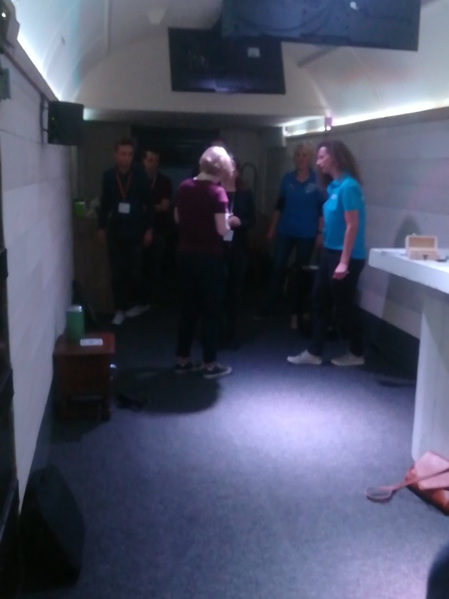 Elmi_Hulst's tweet photo. Kan jij wel optijd uit de escape room komen? Pak de laatste kans om half vier #NVVC2018 https://t.co/RjUMzid1QD