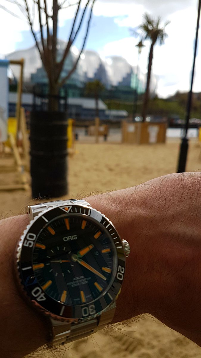 Harperduper's tweet photo. Well chuffed with the new purchase #myoris #happyman @oriswatches @NewcastleCC @fraserhartuk https://t.co/beCKGac31H