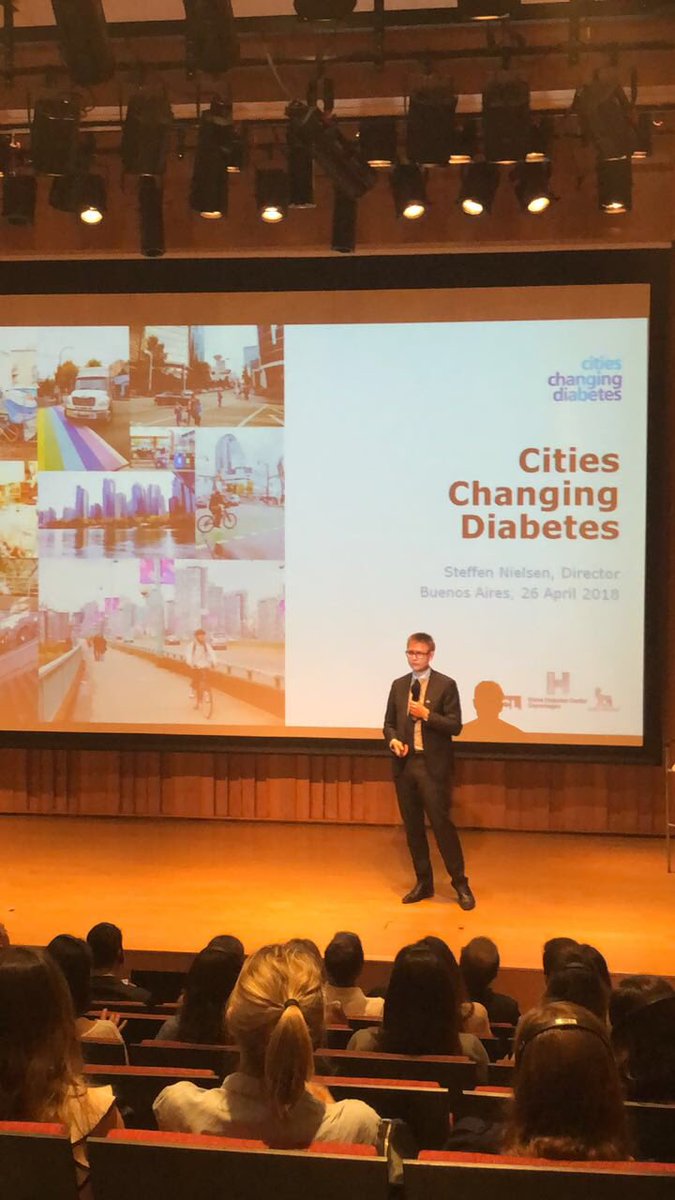 MatiasLopezBA's tweet photo. Steffen Nielsen, director del programa @citiesdiabetes y @inspoweredby exponen en “Ciudades Cambiando la Diabetes” sobre las consecuencias individuales y económicas de la enfermedad y sobre la manera de revertirlo #GlobalActiveCities! 

#BACiudadActiva https://t.co/pScg5Cbjvb