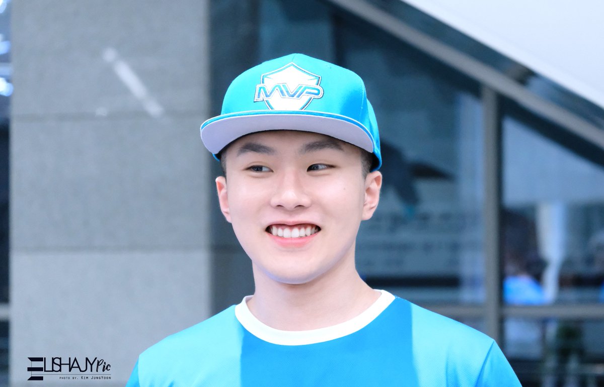 Elisha_JY_pic's tweet photo. 180422
#MVP_lol #MVP_Beyond #비욘드 #김규석 #빛욘드 https://t.co/Duo2HBQVEB