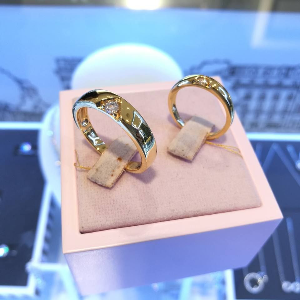salehere1's tweet photo. 💍 Merii แหวนคู่ ราคาพิเศษ เริ่มต้นคู่ละ 2,400.-
📅วันนี้–31 พ.ค.61
📌ที่ สยามพารากอน/โรบินสัน สาขาพระราม9 เซ็นทรัล สาขาชิดลม/แจ้งวัฒนะ/บางนา/ปิ่นเกล้า/ลาดพร้าว/พัทยา และZEN
👉https://t.co/sTKorMHVlA
🆔@meriijewelry
#Merii #meriijewelry #Couplering
#Sale #Promotion #SaleHere https://t.co/MrXE2wyRT5