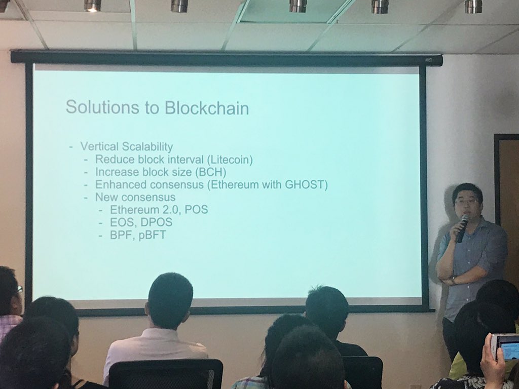 RealQuarkChain's tweet image. CEO's small share conference in California.Although there are only 40 seats on the scene, it can not stop people's enthusiasm.