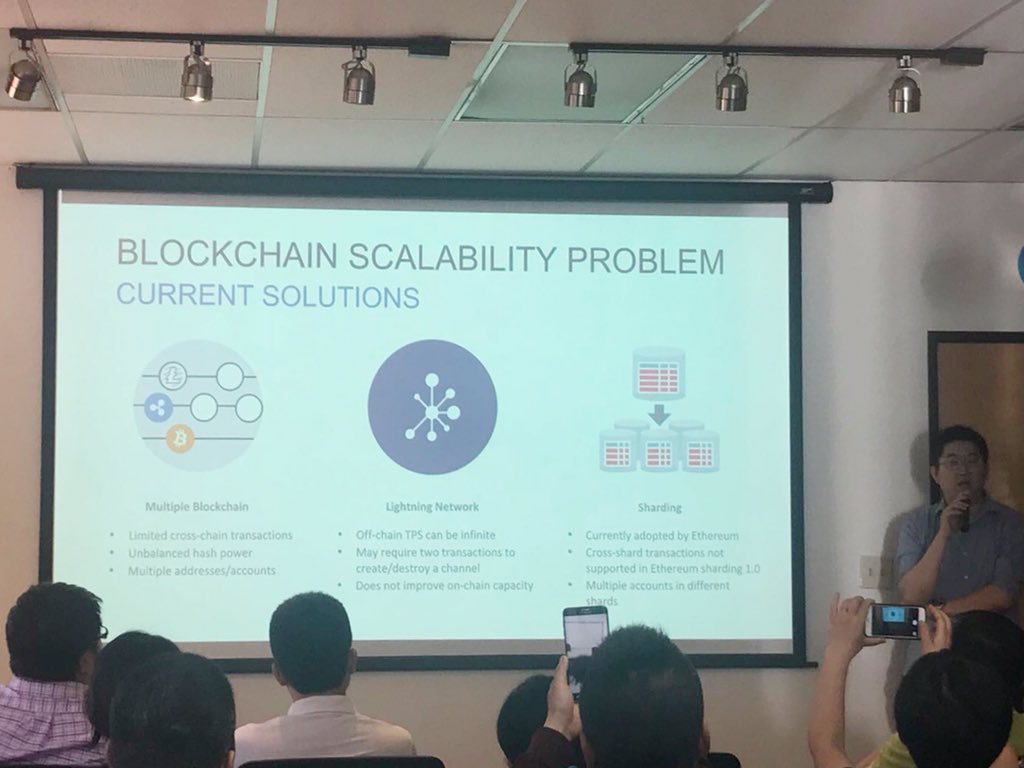 RealQuarkChain's tweet image. CEO's small share conference in California.Although there are only 40 seats on the scene, it can not stop people's enthusiasm.