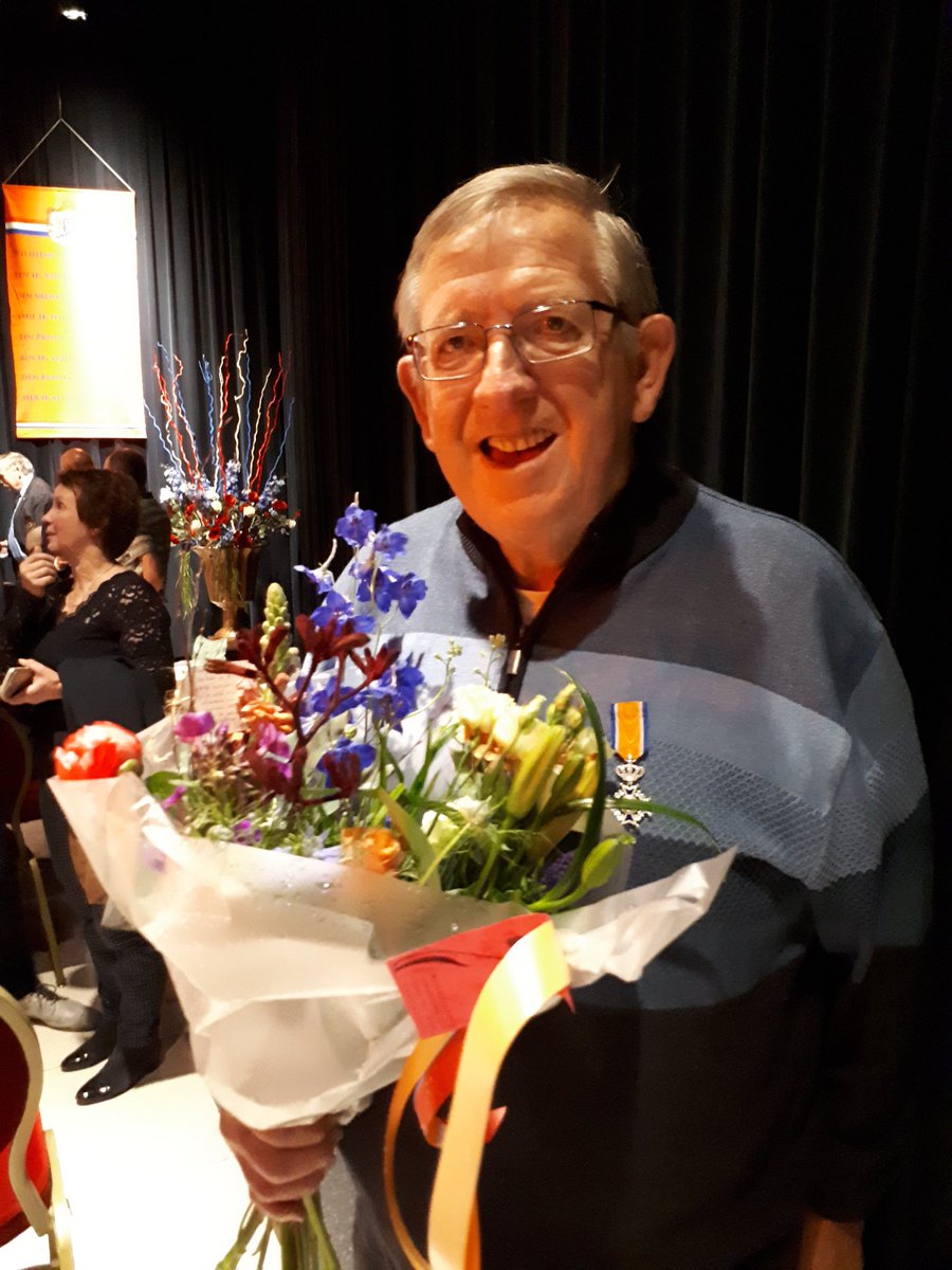 lvc_liberaal's tweet photo. Wat goed van JVC Cuijk om rots-in-de-branding Sjaak Wellesen voor te dragen voor een lintje. Ook voor ons is deze bescheiden man op de achtergrond actief, attent en verbindend. Van harte gefeliciteerd Sjaak! 
                WIJ ZIJN TROTS OP JOU https://t.co/DHamRj1KnF