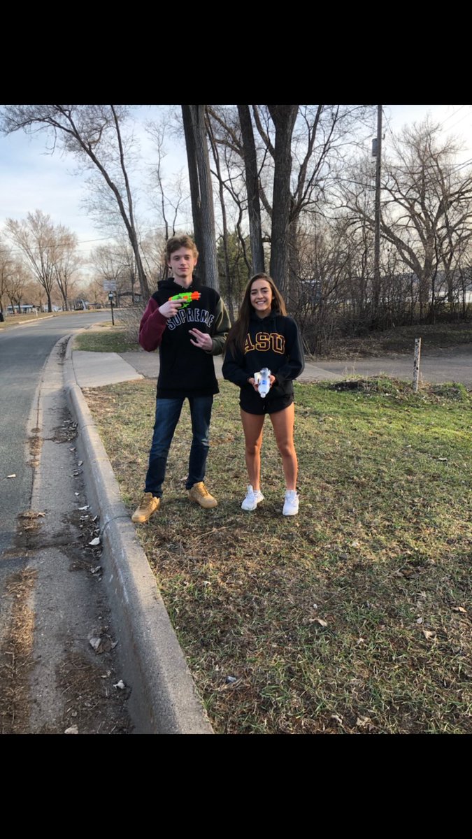 2Stink's tweet photo. @StillyNerf josh affolter snags a quick piece of the #pink and makes sure to grab some #stink for the road with his kill on lego from gods clan https://t.co/OOgRS9KZdC