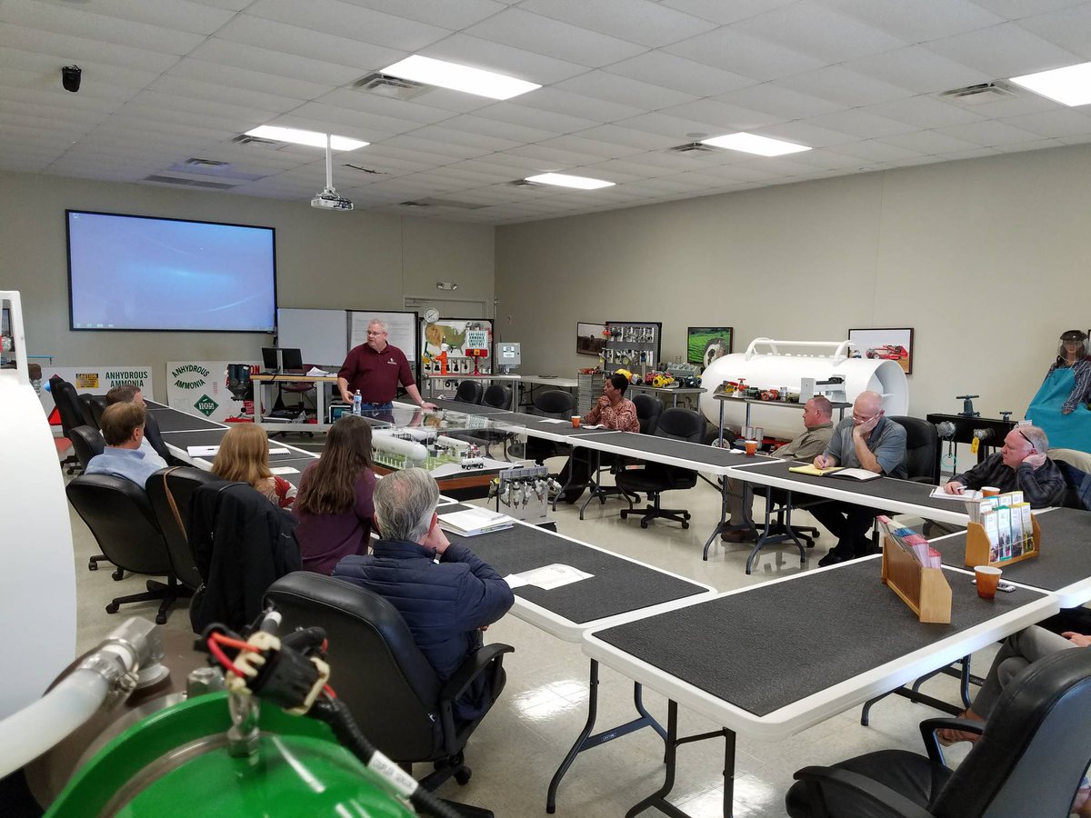 ILFERTCHEM's tweet photo. IFCA would like to thank the federal regulators and CHS for stopping by the @AsmarkInstitute agricenter yesterday. We talked about cyber/ag security. Great discussion about how GPS is so crucial to agriculture today. #agriculture #agsecurity #GPS #ag #cybersecurity @CHSGovAffairs https://t.co/zp4SY2StEv