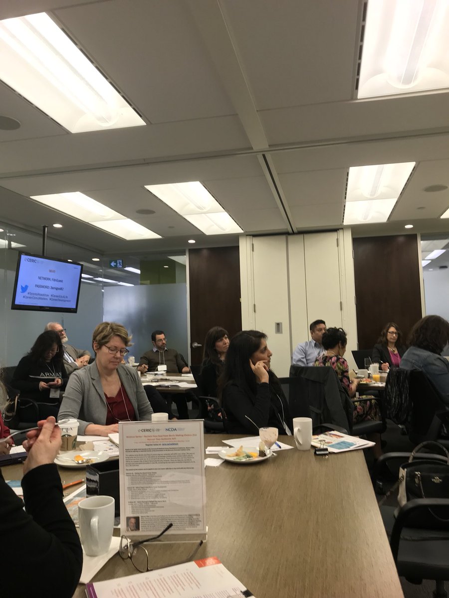 RonFelsen's tweet photo. Excited to participate in CERIC meeting &amp; to learn more about career development &amp; research in Canada. #TorontoRoadshow #CareerConvoMatters https://t.co/Yv64gOy63u