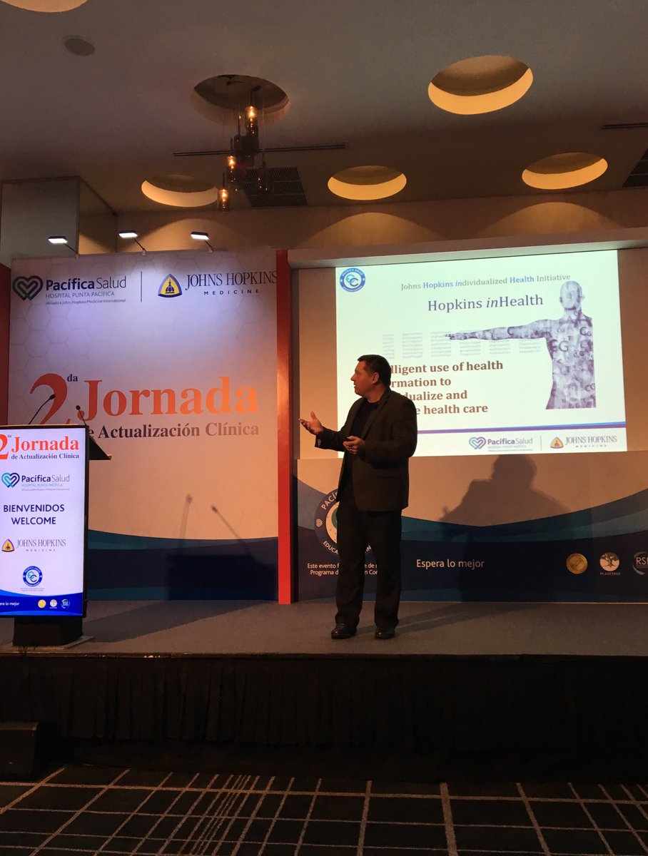 Dr. Kenneth Pienta speaking about precision medicine and inHealth at the 2nd Jornada de Actualización Clínica in Panama. A joint conference of Pacífica Salud and Johns Hopkins Medicine International. #pacificasalud #JHI #tripartitemission
