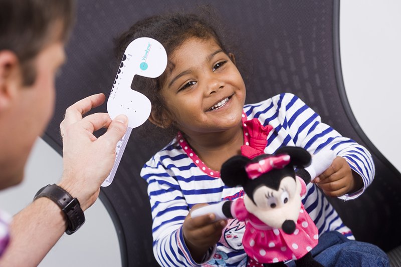 your_eyes_UK's tweet photo. REMEMBER: A child doesn't have to be able to read or talk to have a sight test. Read more: https://t.co/SWNHOGzu1W 

#SightTest #CollegeOptom https://t.co/rQcCBIqC38