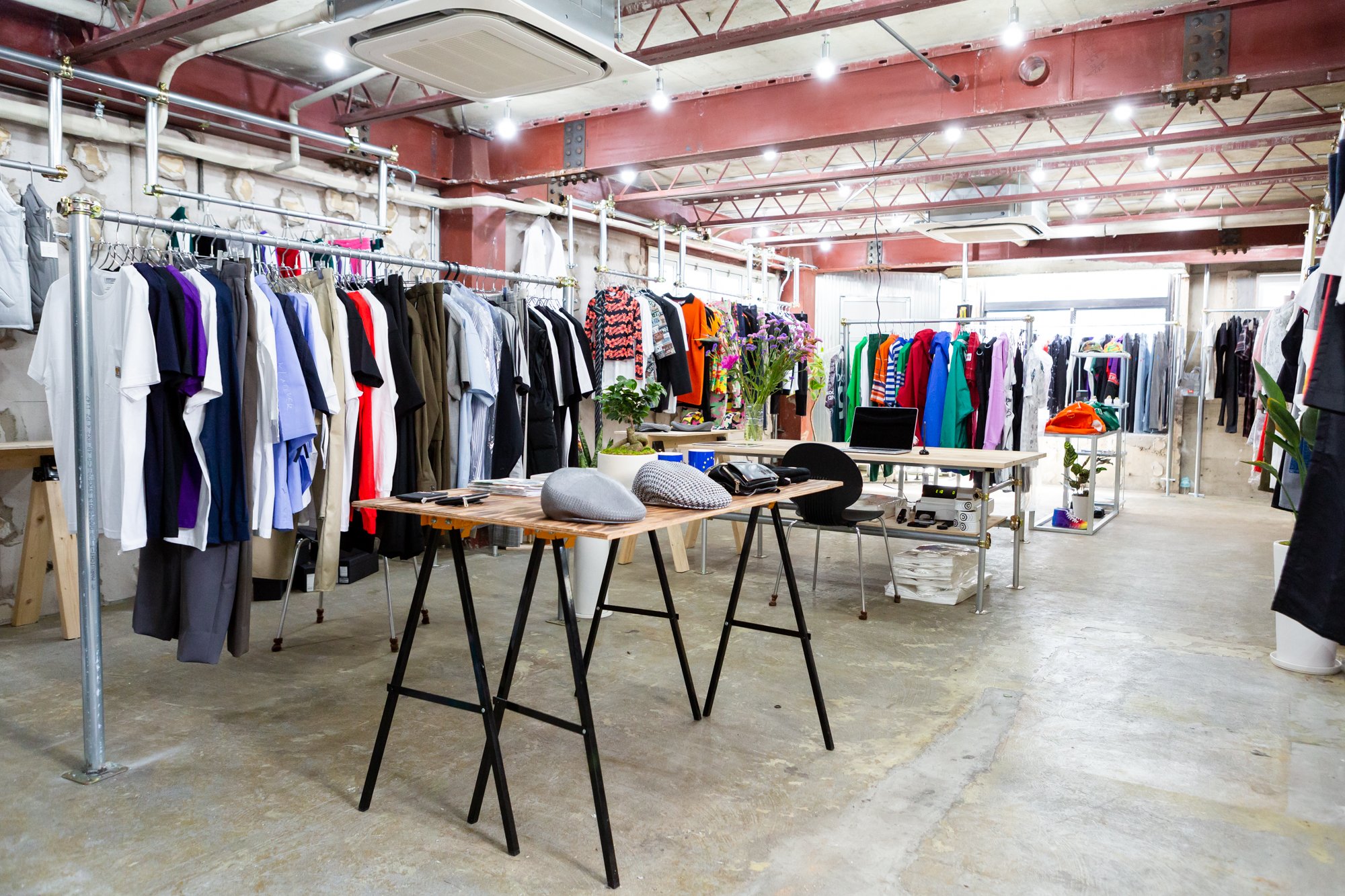 コンテナストア 大阪 購入 FASHIONSNAP on X: 
