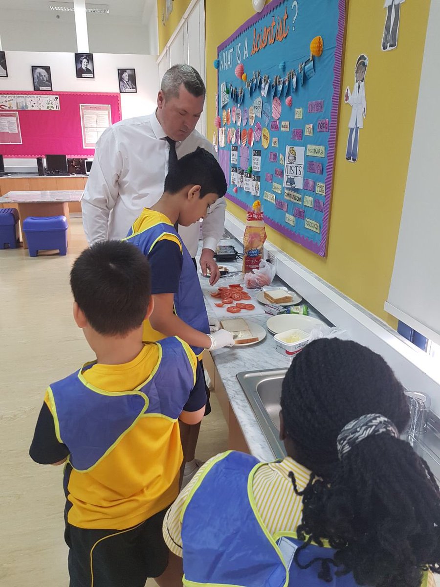 Horizon_Incl's tweet photo. Our first business venture! Planning a menu, buying the ingredients, making the food, selling it to our staff and making a profit! They did a fabulous job! @richardbranson #entrepreneurs #inclusion #HorizonInclusion https://t.co/ByNy4wml4H
