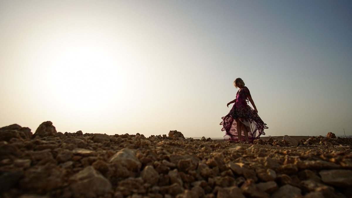 JossStone's tweet image. We're here in #Oman🇴🇲and we're ready to bring you #music &amp;amp; #soul. Can't wait to see you all #JSTWT