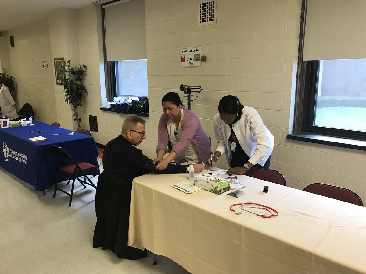 FHMC_NYC's tweet photo. Health and Wellness Seminar with @BrooklynDiocese #Diabetes #BehavioralHealth #Nutrition #SmokingCessation #BloodPressure #DentalHealth #eyecheck #hearingcheck and so much more! #TrueCommunityPartners https://t.co/2cjyEBsSjS