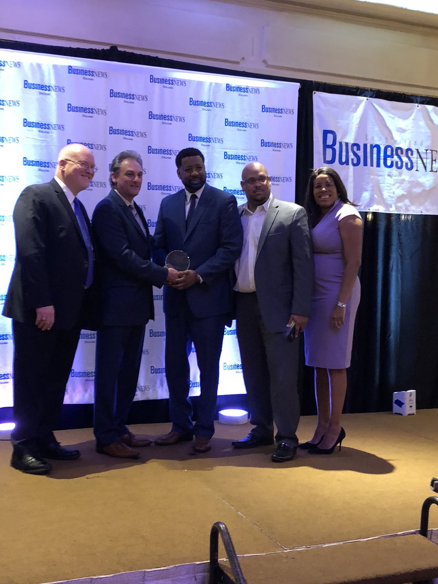 thjacobellis's tweet photo. Congratulations Bert Lurch of E Central Medical Management on your Diversity in Business Award. #libndiversity https://t.co/3amwTeOaL2