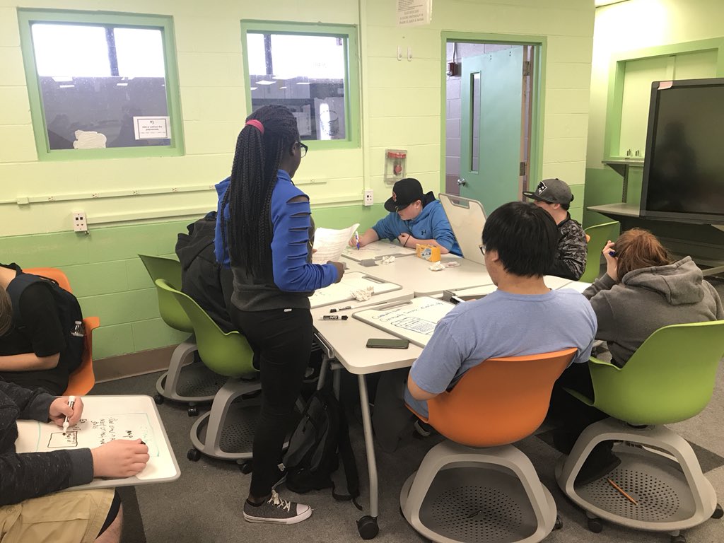 _TalkDataToMe's tweet image. So exciting to see the WACTC student design team lead a station rotation on “D”esign Day! #fusearchitect #ptech #wactc