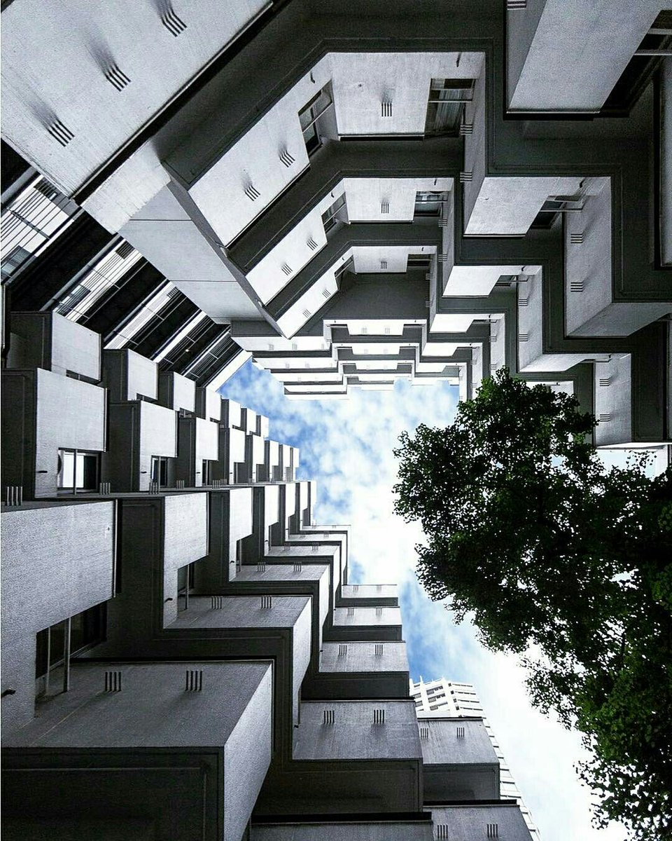 KTA_Architects's tweet photo. Great view up through the buildings of Tokyo.. #Architecture #City #Buildings #Architects #Travel #views https://t.co/mEPCAKcyJV