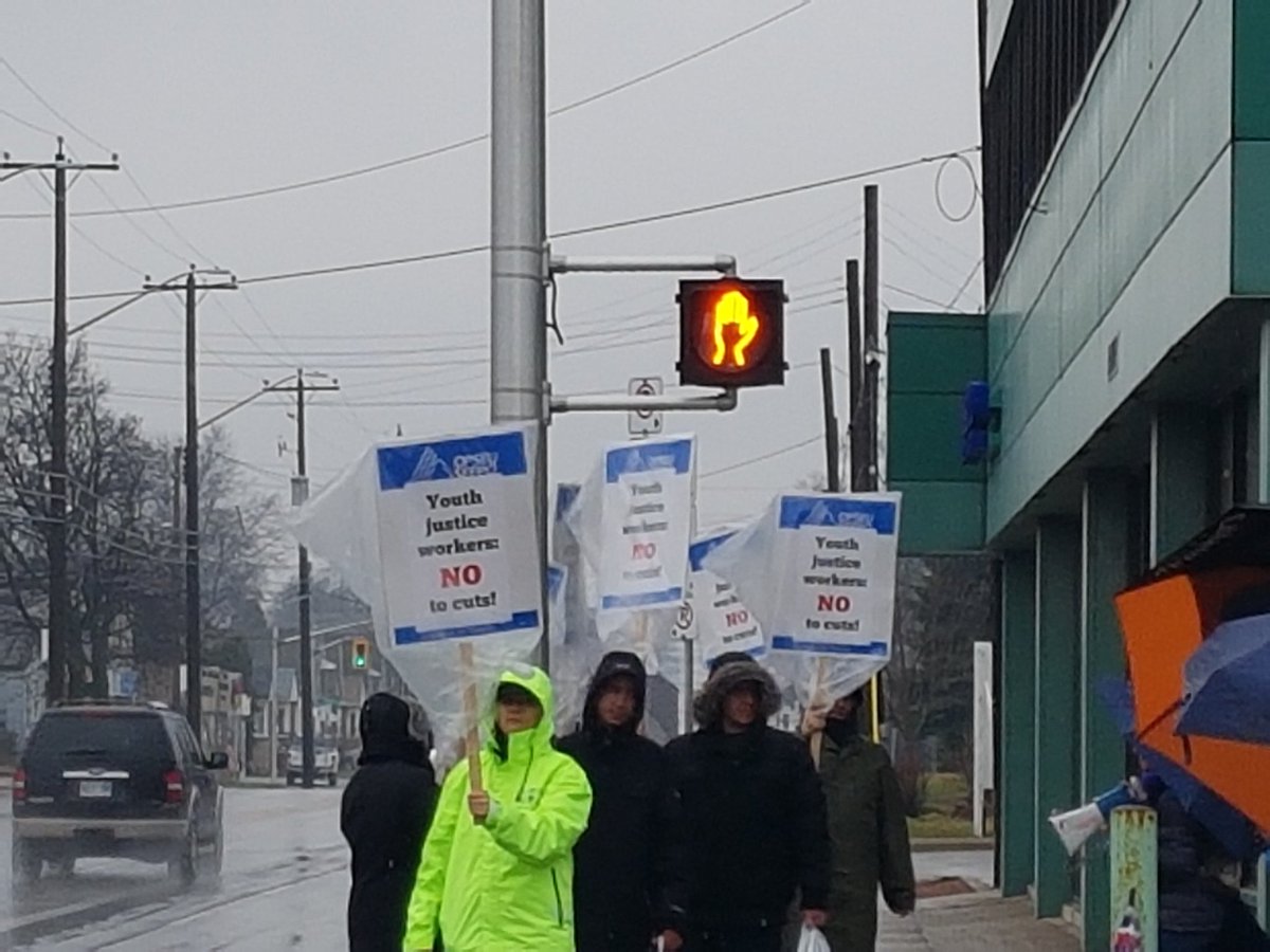 OpseuLocal216's tweet photo. Arrell Youth saying "NO" to benefit cuts! Concessions are not bargaining. Shame on Banyan Community Services. #Solidarity @OPSEU @KimCiavarella https://t.co/EEOH1ExBgC