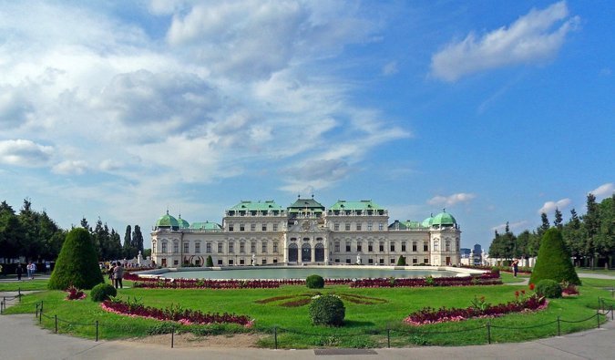 Labricout's tweet photo. How to Spend a Week in Vienna #travel https://t.co/gmmDGEtBNW