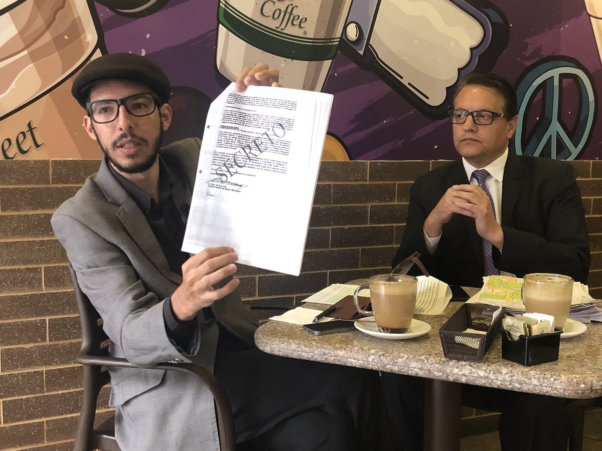 LaPosta_Ecu's tweet photo. #CaféConVillavicencio
¿Conocía el contralor #PabloCeli del informe de gastos reservados del 30S? Lo negó en pasadas ocasiones. 
En este documento está su firma. 
#ContraloríaEcuador
La Posta le invita a un ☕️  para que nos cuente qué onda. https://t.co/9rU9IlmRWD