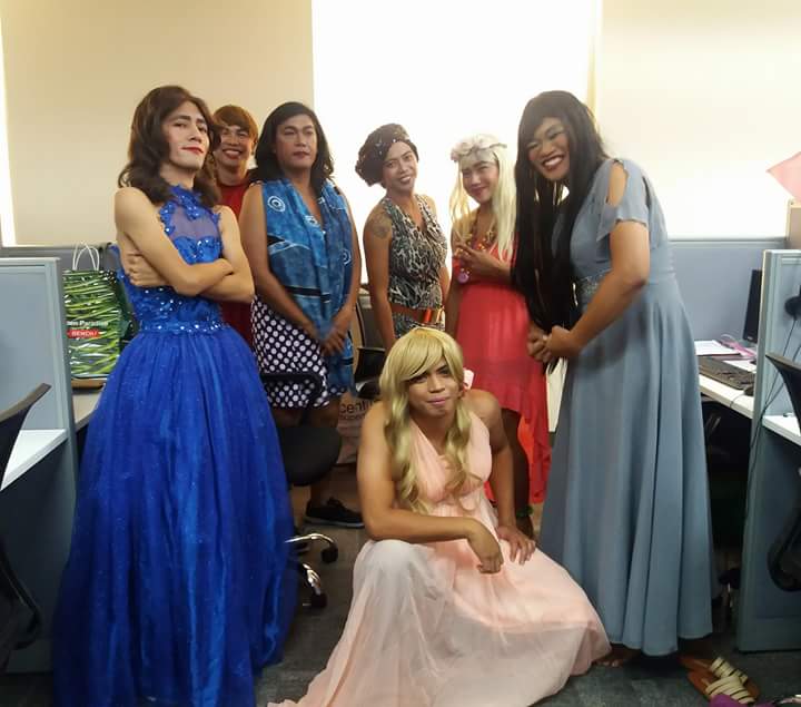 StaRowsome's tweet photo. MPCS Mr.Exceptional 2018. 

Who said only women can wear heels? YES WE CAN! Be fearless, Be exceptional and Be the VOICE! 

Congratulations to all of the winners!

#MrExceptional2018 #metroLife
#MetroPCS
#metroCARES #EEC 

@Greg_MPCS
@Jamie_MPCS
@djmjiOra https://t.co/s97QwYewVg