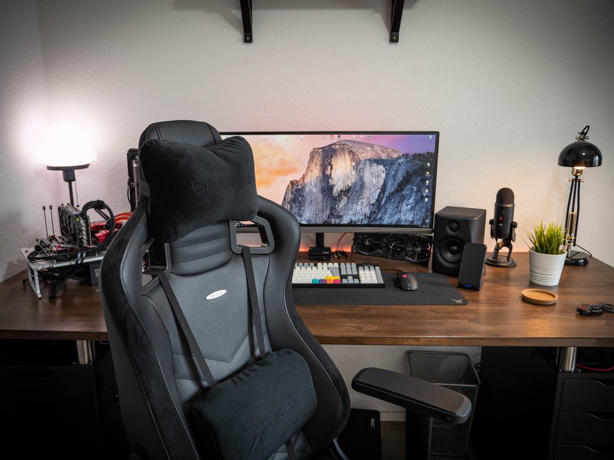 noblechairs's tweet image. Now this is a sight for sore eyes. This gorgeous setup shows that the noblechairs EPIC is also right at home at a test bench like this. 😄 What do you think of this top-notch showcase?