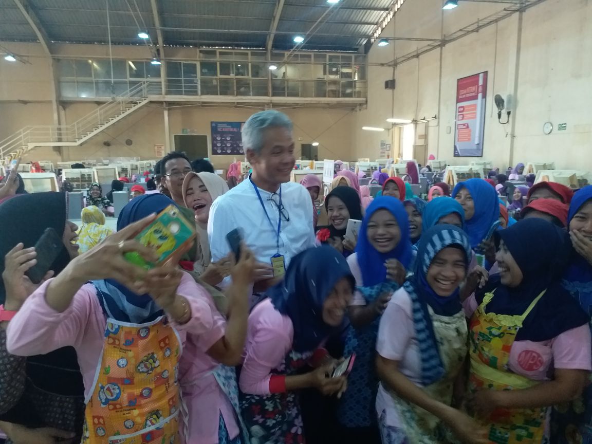 abdulsholeh_p's tweet photo. Silaturahmi ke keluarga besar Ponpes Al - Ittihad Kab.Banyumas

#GanjarYasin1 
#KandangBant3ng 
#JatengGayeng https://t.co/ch85HUD11L