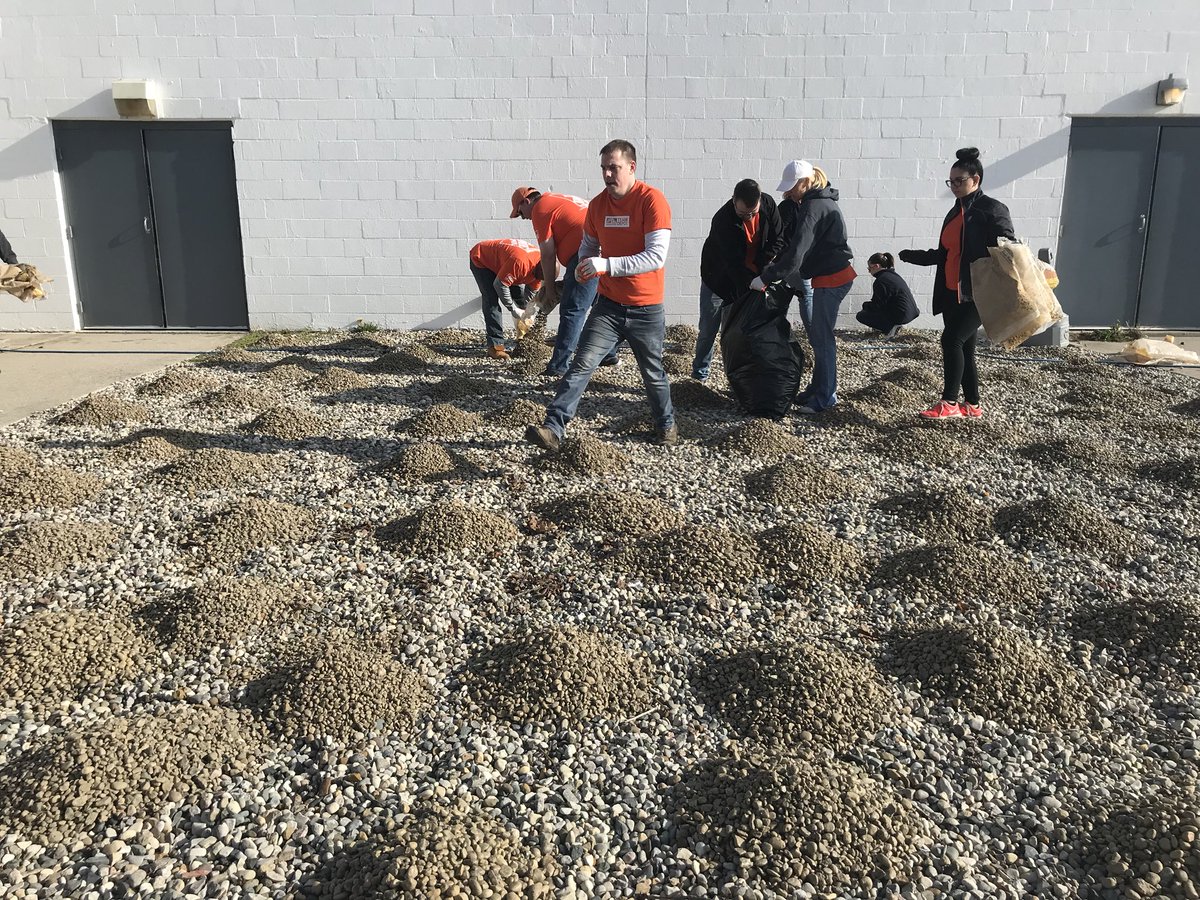 #SpringIntoService #ChooseToServe @McFarrenGary @dcbellah @TeamDepot @NEToledoTHD