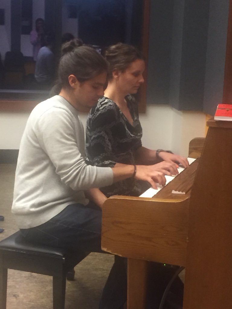 tfjarvisgirl04's tweet photo. Piano showcase for adults @oldtownschool last night!! Fun times! #otsfm https://t.co/xt97Upv7wq