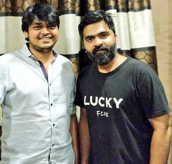 SimbuPrakash_'s tweet photo. #STR #Simbu anna #VinodCj latest pic👍💐 https://t.co/7WaI0bMX5m