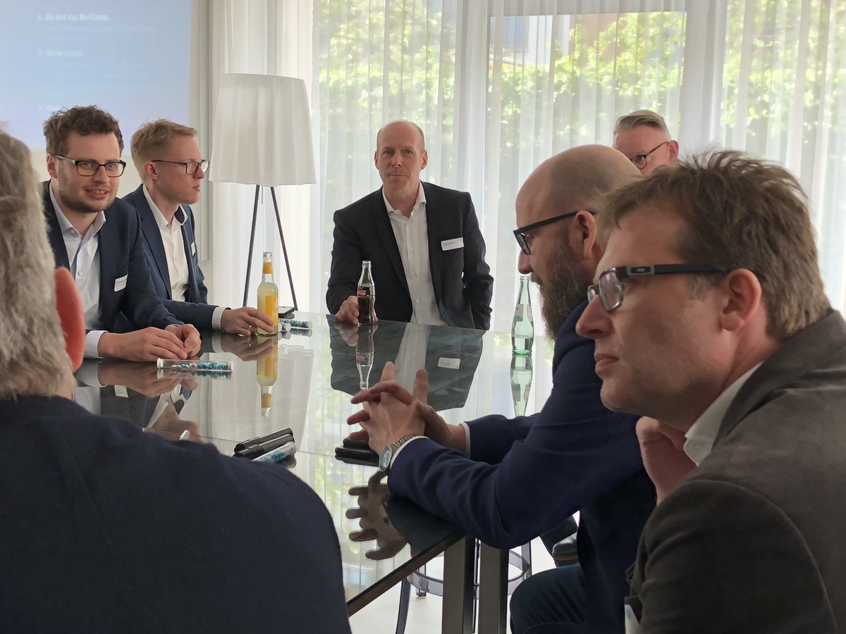 Wie muss sich die Unternehmensorganisation im Hinblick auf veränderte IT-Konzepte und digitalisierte Geschäftsmodelle verändern? Ein Transformationsthema eingebracht von Jürgen Petersen <a href="/AleriSolutions/">Aleri Solutions GmbH</a>  #alerifriends #sharingideas