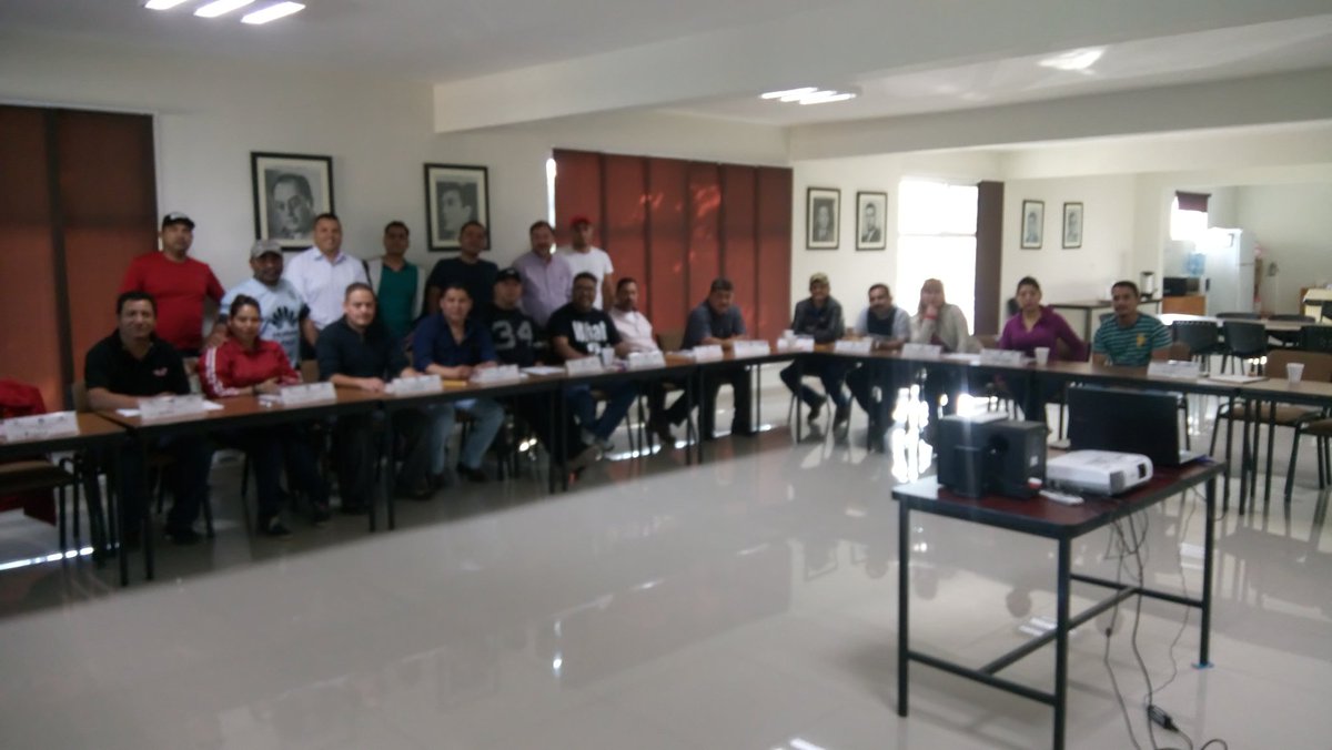 RogerCastilloR's tweet photo. Instituto de Educación Obrera-FIDTH @ctmcoahsureste cursos "Participación de los Trabajadores en las Utilidades de la Empresa" #MagnaFormex #YanfengStaMaríaRamos #Neapco #Titains #SindicalismoResponsable® @tereso_medina @JG_Guardiola @reynaldosalasm @saulfrocha @vicentevalverd2 https://t.co/XIIutwEHIR
